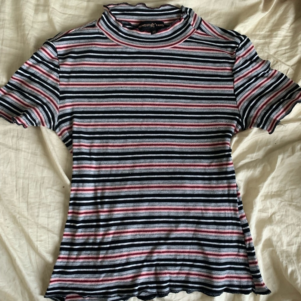 Stretchy striped top w lettuce sleeves turtleneck
